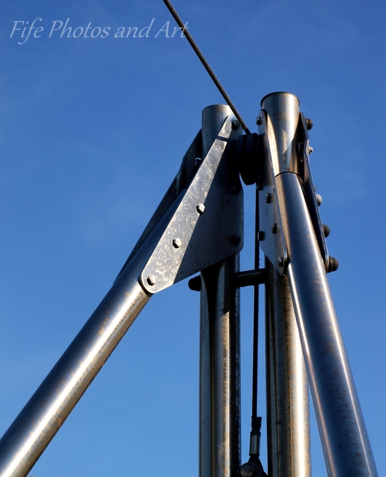 Glenrothes Town Park Zip Line - Abstract Art