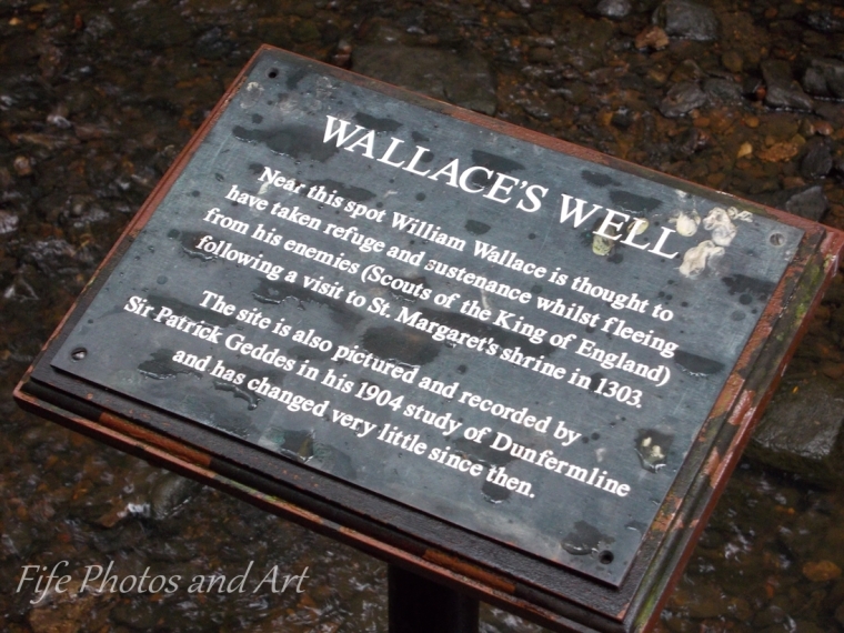 Plaque about the Well and William Wallace